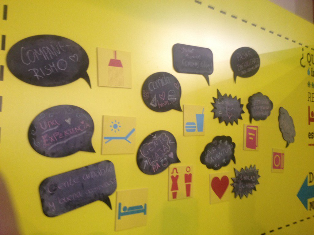 aDsignestudio's tweet photo. Creatividad al poder! En #aula16 con @venteavivir #residenciasparavivirlas https://t.co/zIrS9Jlt1M