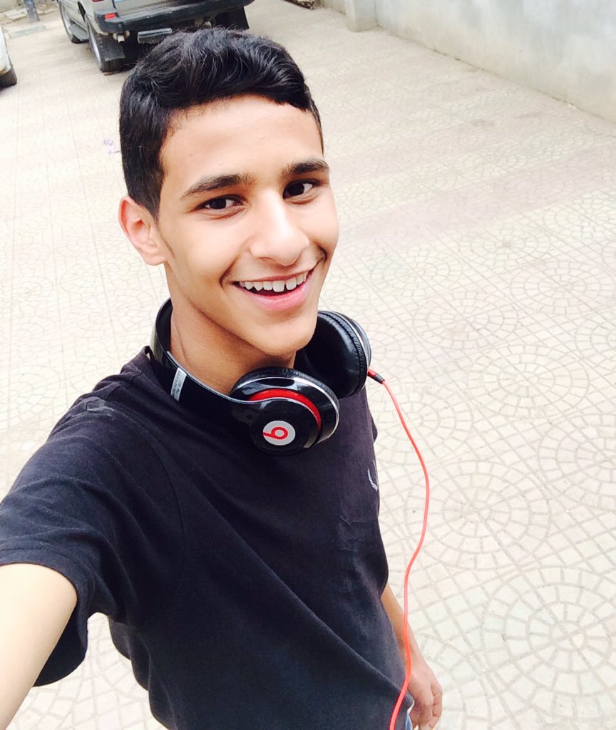 zeryab_alsabri's tweet photo. Ready for the #school 🏣📘📚👍🏼#happy_weekend #back_2_school #very_excited https://t.co/GAtwDEX1Yi