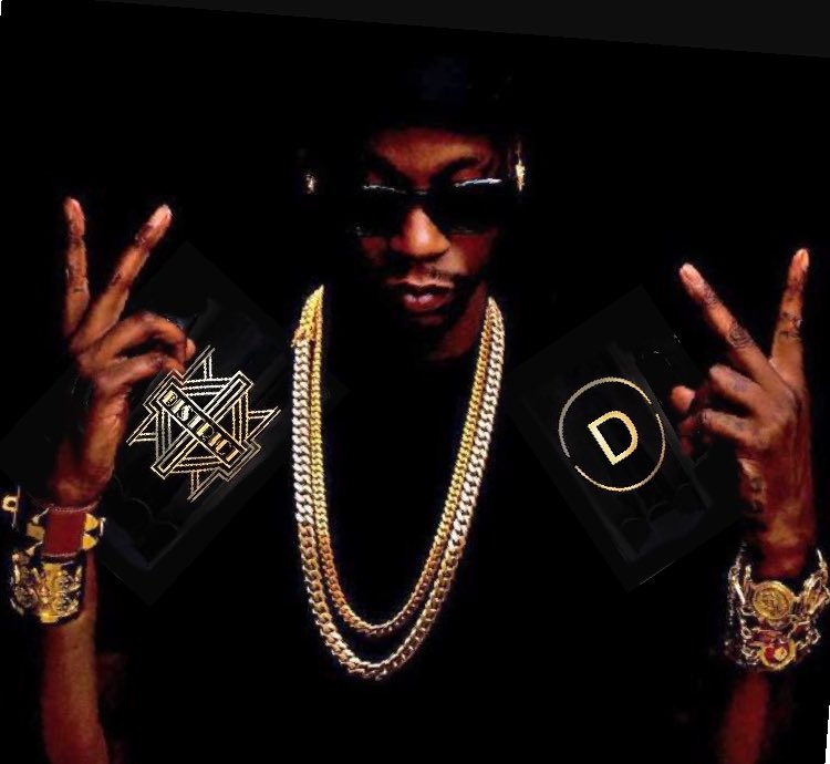 thedistrictames's tweet image. "Two Mugz" wants YOU to come out and drink at The District tonight. 

$4 Domestics
$6 Wells

All. Night. Long.