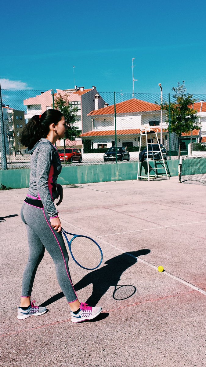 Catarina_Butler's tweet photo. Cat a power ranger #goals https://t.co/cKSfvxEaw9