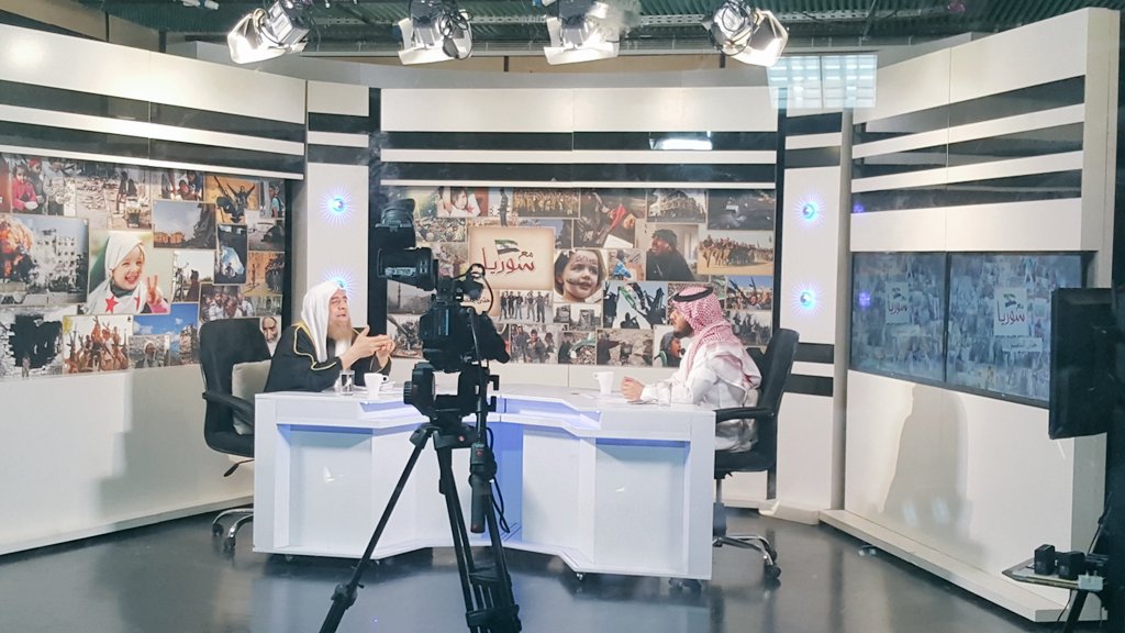 أثناء حلقة مع سوريا حتى النصر ...