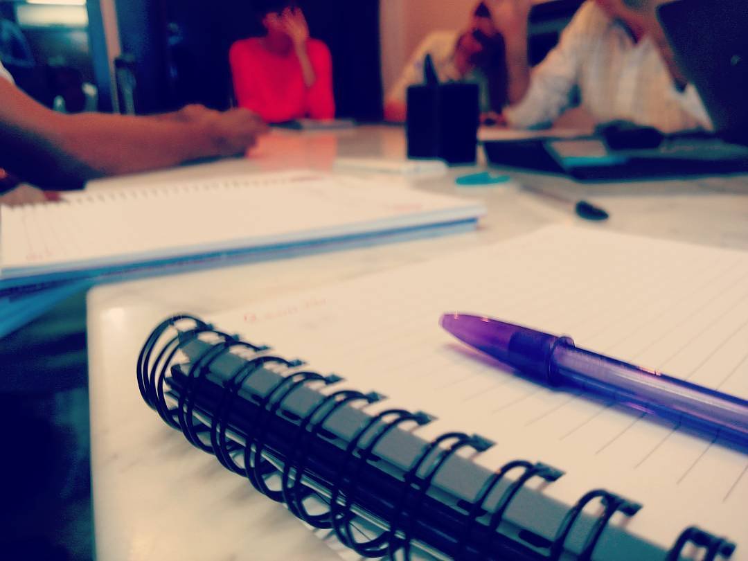 TwoBdigital's tweet image. Aqui na agência é assim, todo mundo focado no Brainstorm. Menos o Social Media :P #socialmedia #publicidade #SEO