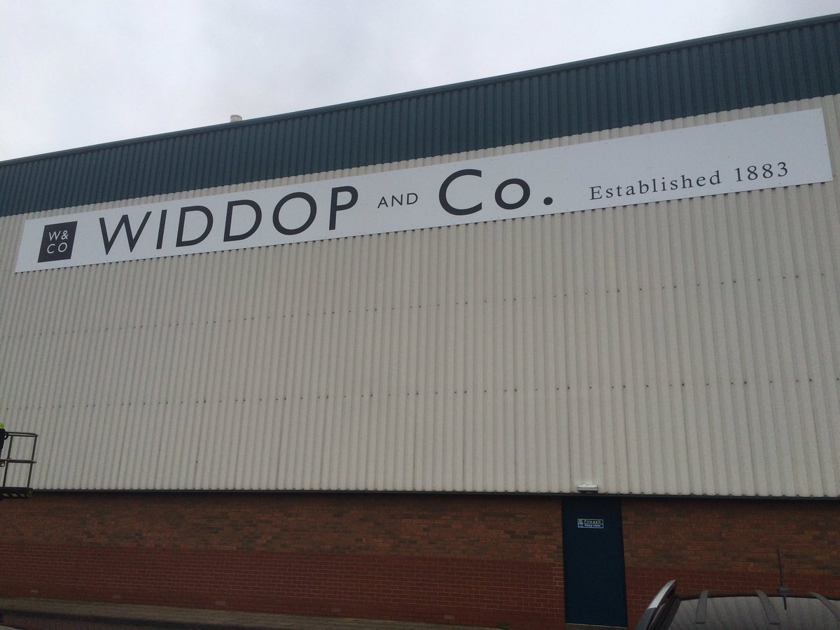 Simplysigns's tweet photo. New signs up @widdopandco https://t.co/ykbrrdfiFd