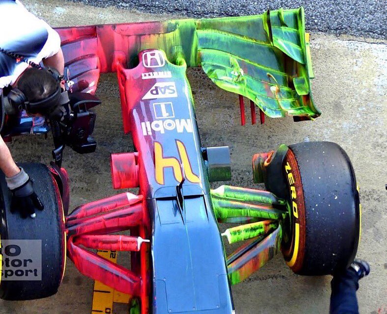 ScaledGP's tweet image. That's a lot of Flow-vis #f1 #formulaone #f1testing #mclaren