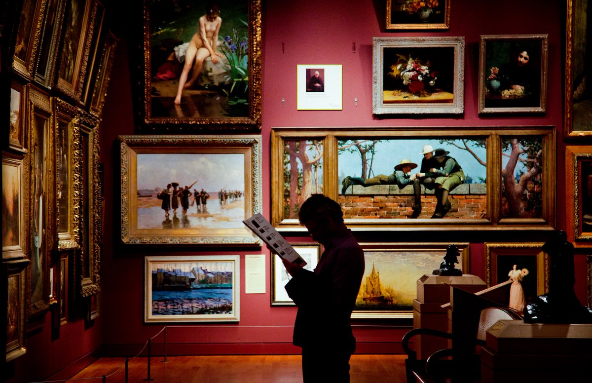 agotoronto's tweet photo. Why museums + healthcare go together: our #ArtInTheMoment tours help those with memory loss. https://t.co/OyWres6MTb https://t.co/Hn5VrPfqLx