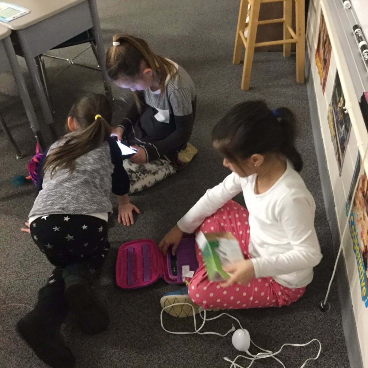 MrsZhp's tweet photo. Enjoyed having our Marble Party today in honor of our great behavior! #electronicday #dg58learns https://t.co/FdtvStZpj6