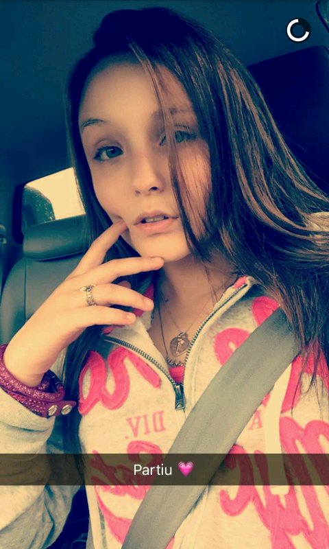 cabeyohavanac's tweet image. @larimanoela via snap(larimanoella)
É hoje 💗 #pavanelli18 
Partiu 💗