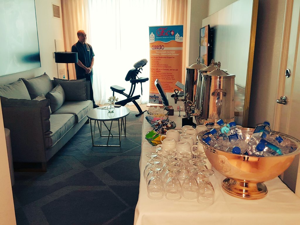 ecodms_aruba's tweet photo. 1st day Incentive Travel Exchange. Treat yourself to champagne &amp; a relaxing massage, come see us @ Suite 7901 #ITE16 https://t.co/F43guf1tXr