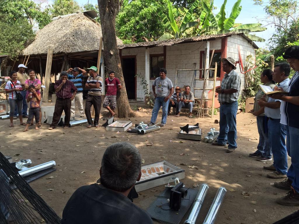 CONAPgt's tweet photo. #DiaMundialDeLaVidaSilvestre en mcpio. la Blanca,San Marcos @CONAP_COSTASUR entregó 30 estufas ahorradoras #Fonacon https://t.co/n4tnajwNYU