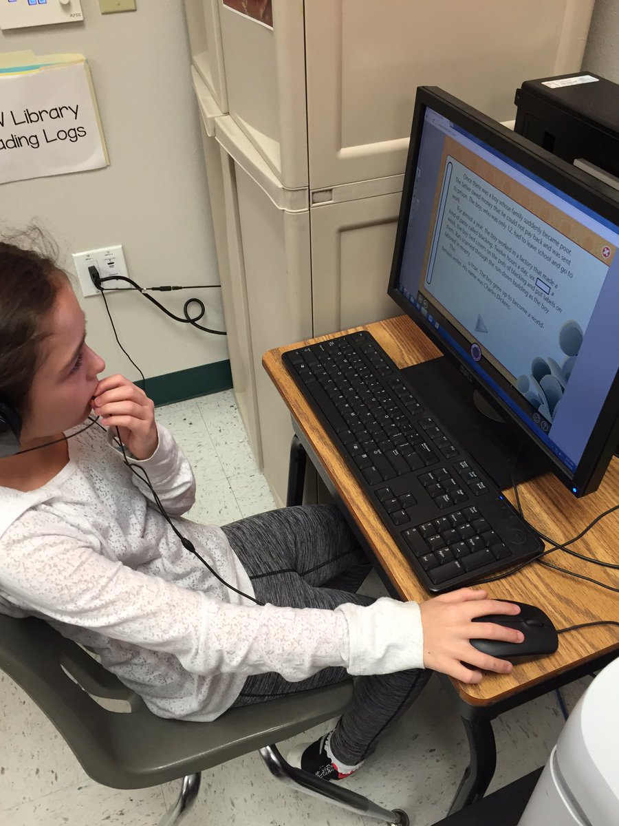 ARockenBrown's tweet photo. Hard at work! #LexiaLearning #RockinBand1516 #LWELearns RETWEET to help us earn points! https://t.co/b4rywqQhbp