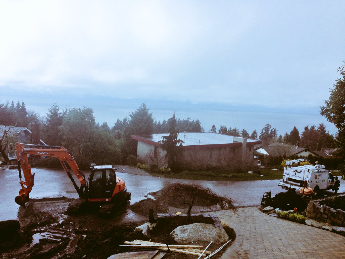 DLEtechDavid's tweet image. Day out at the #sunshinecoast #dle #pullinwrenches #kubota #liquidsunshine