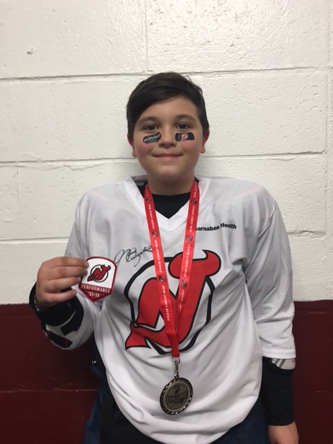 DevilsAlumni's tweet photo. "Had a great time skating with the Englewood Hockey House League Program at @JTWArena last night!" ^GM https://t.co/nEV7ny3Gmx