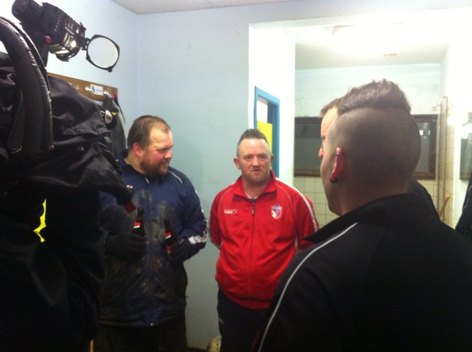 BenoitGodart's tweet image. Ce soir, tournage avec les &quot;héros du gazon&quot; pour @onpdp. Il sera question de Bob et d&apos;éthylotests. @BIVV_IBSR