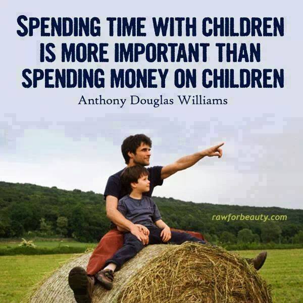 Snuggles84's tweet image. I wish more people would realize this.. #quotes #bringingupchildren #SpendTimeWithYourKids