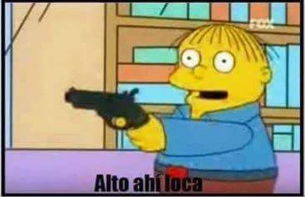 Soy_DePueblo's tweet photo. Cuando tu hermana quiere desconectar el cargador de tu móvil para poner a cargar el suyo. https://t.co/LYo9rJSkka