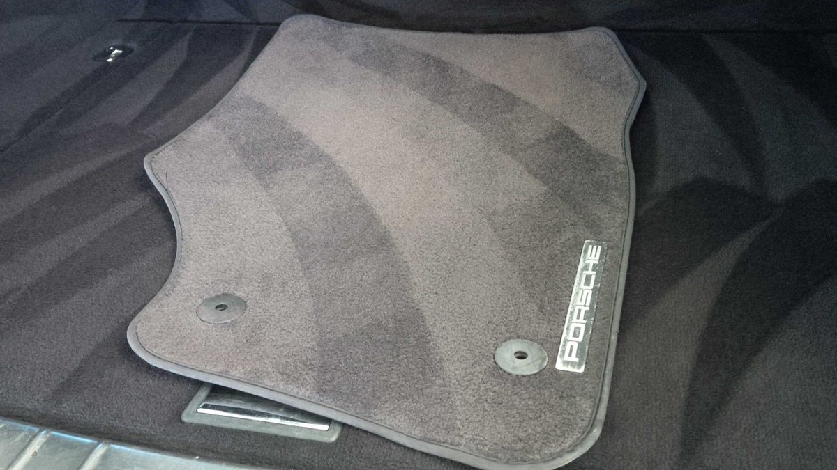 SublimeDetail's tweet photo. Detailing... it's about the details! Sublime doesn't consider it just cleaning a car. #airdrie #detailing #porsche https://t.co/9Ynay3VRf7