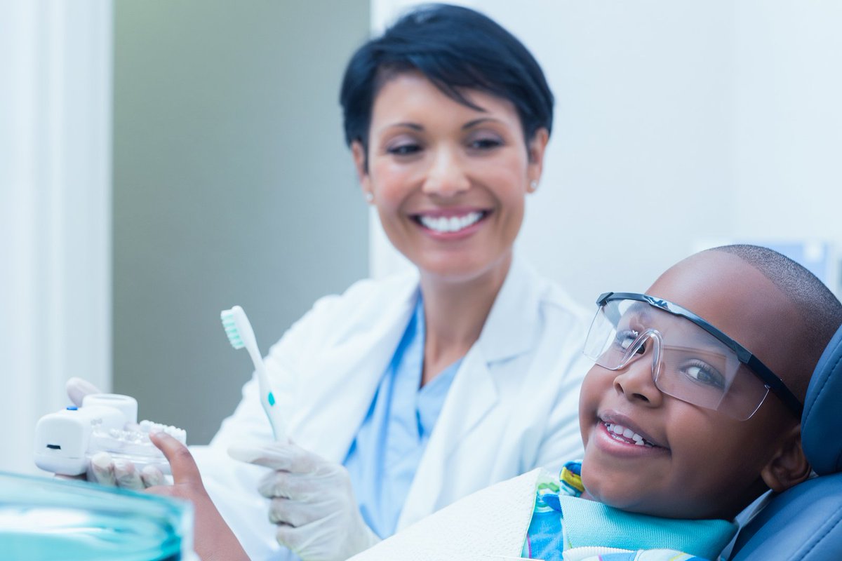 INSIGHTbyHC's tweet photo. You monitor the health of your patients, let @INSIGHTbyHC monitor the health of your #finances. #dentalpractice https://t.co/hMW0spbuaB