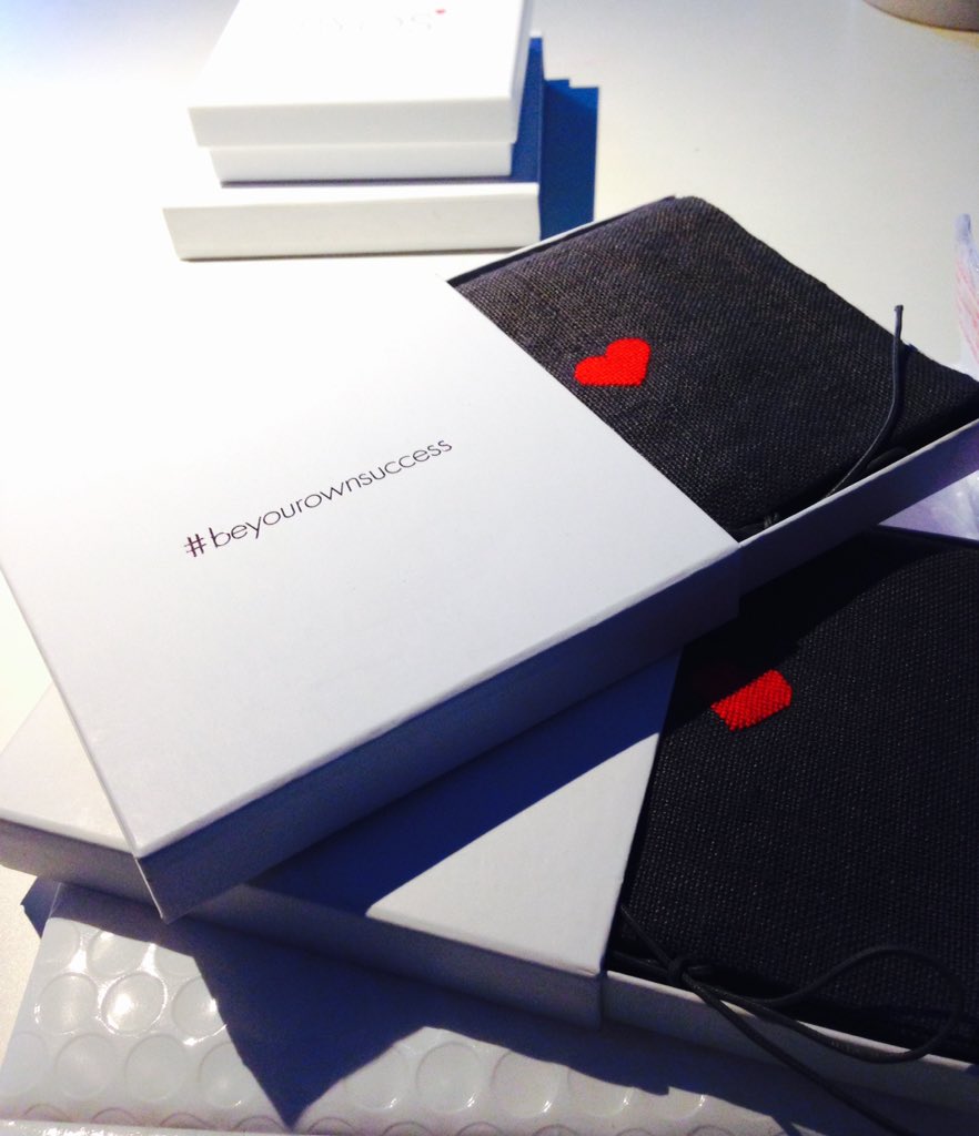 wearingsuccess's tweet image. @VirginAtlantic @richardbranson @Virgin thank you @nEarle1 #redinspiration #success