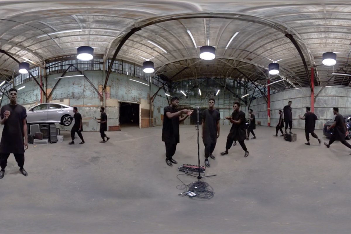 Follow the music around the room in this VR video for the Honda Civic bit.ly/1Y5WtNv