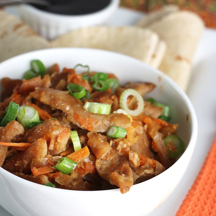 EatInEatOutMag's tweet photo. Chinese tacos made at home with Slow Cooker Moo Shu Pork! @porkisyummy https://t.co/mLXoLc6G5O https://t.co/3uE3t5dxaE