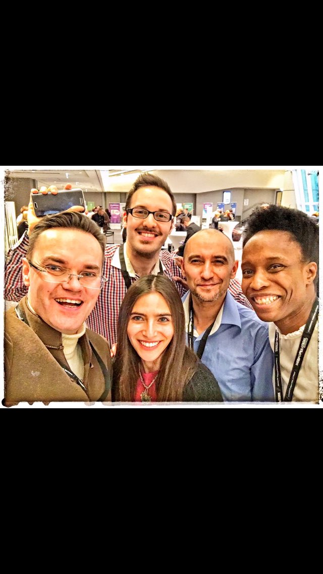 PrimeFranck's tweet photo. Mes instants préférés du #web2b2016. 800 pros. 600 1to1. 3 salles. Un esprit cool et reseau. Merci.Rdv sur #dlm2016 https://t.co/nIkcRM5FDI