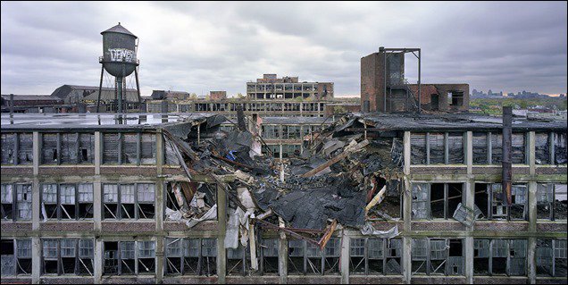 medellinemil's tweet photo. Know who's been beaten worse than any of these #GOPcandidates? The people of #Detroit |#DiscussTheIssues #GOPdebate https://t.co/4SEmyIhNaf