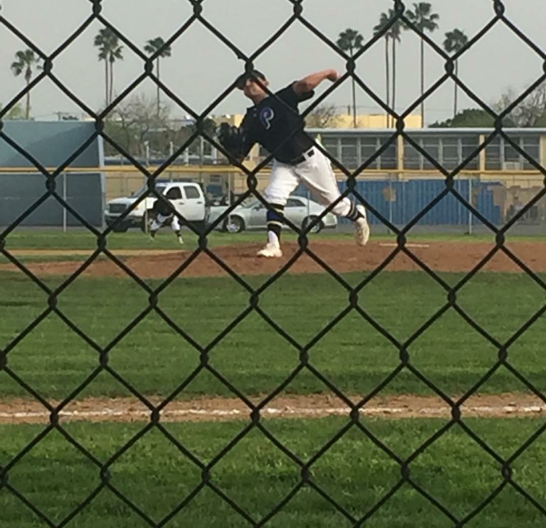 JoeTheParrot97's tweet photo. Danny "StriKeout Ace" Pimienta leads Poly to another W #ITFPB #LosPericos https://t.co/pbNnYgB784