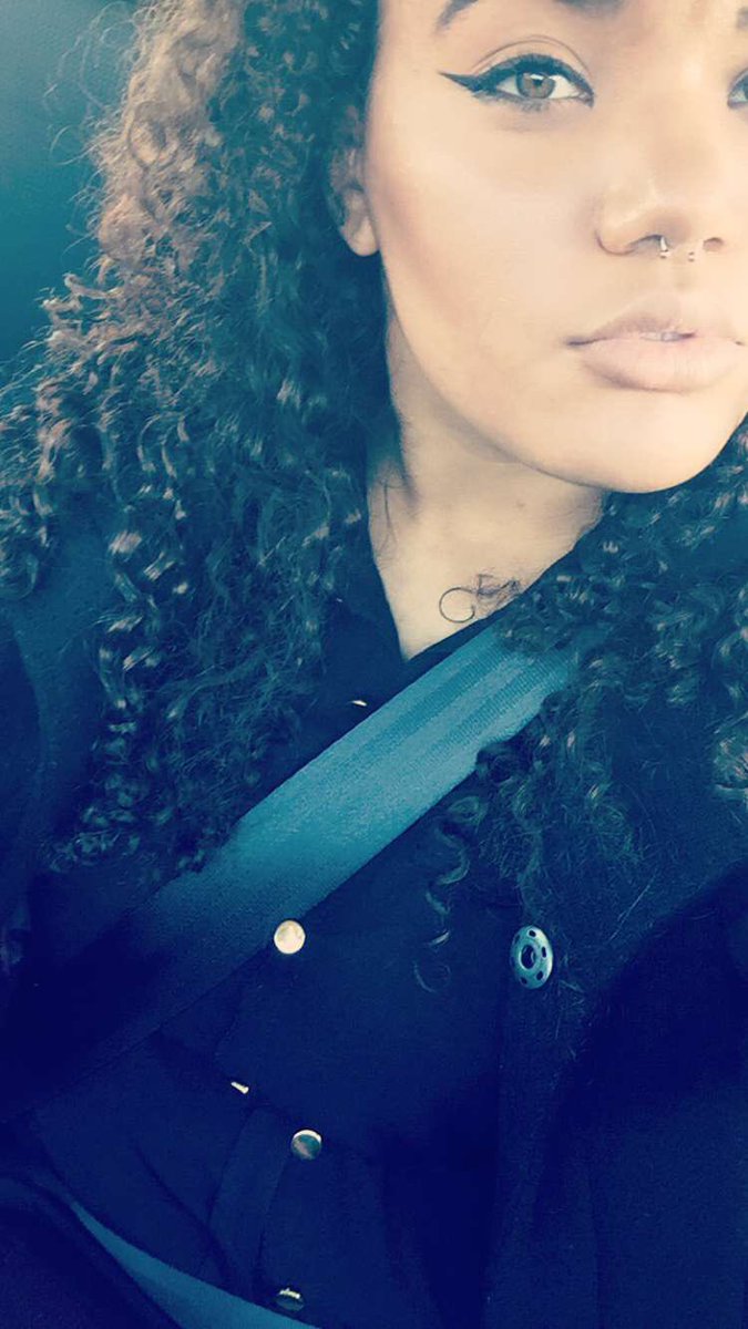 imaginaryIwt's tweet photo. i thought i looked cute today. https://t.co/RjCDueTkUr