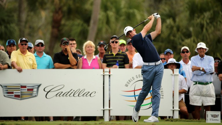 SkySportsGolf's tweet image. Rory McIlroy left to rue a frustrating finish at the #CadillacChamp: skysports.tv/VtOOKW #GolfOnSky