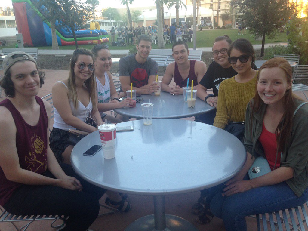 linzlasagna's tweet photo. Nothing like an afternoon chat with my staff and Boba tea on the PVW patio! I ❤️ my staff and my job! #ASUHousing https://t.co/xeUIaWtRIT