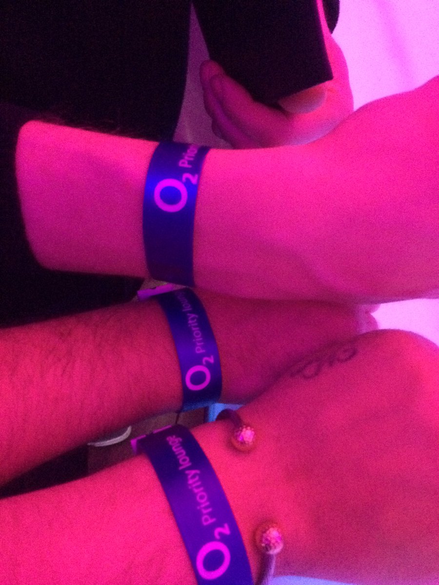 Mitch106gti's tweet photo. Awesome night at the @TheO2 with @stevietv328 #gary seeing @RudimentalUk https://t.co/RO85l7ga0z