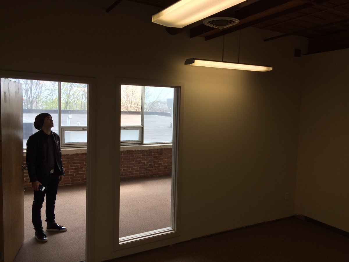 ElectricEnjin's tweet image. One last goodbye to our first office. Can't say we'll miss you! #DesignAndCode #Branding #DigitalLife