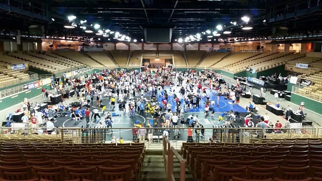 MatanzasWrst's tweet photo. We have arrived! 2016 State Tournament https://t.co/qigyU3HebZ