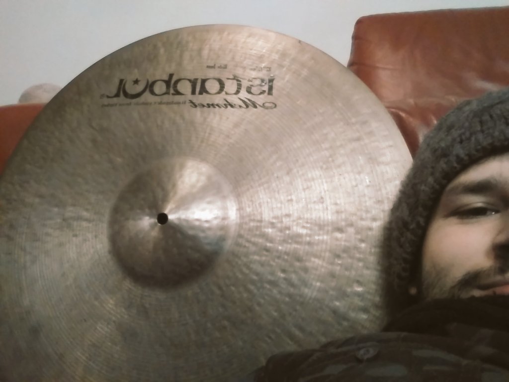 GretaNarvikband's tweet image. Amazing new #Cymbal! It's a #istambul #vezir #mehmet size 22! It's a #jazz #ride @AgopCymbalsUK