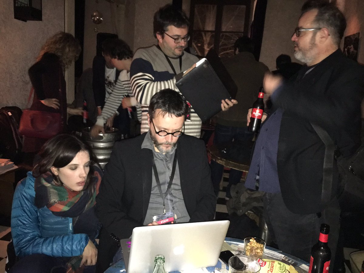 nuriaiceta's tweet photo. #EDRlive #showmustgoon #premsa #premisedr @jordinovell @RogerPala CM for the old times https://t.co/gT6FL3AgV9