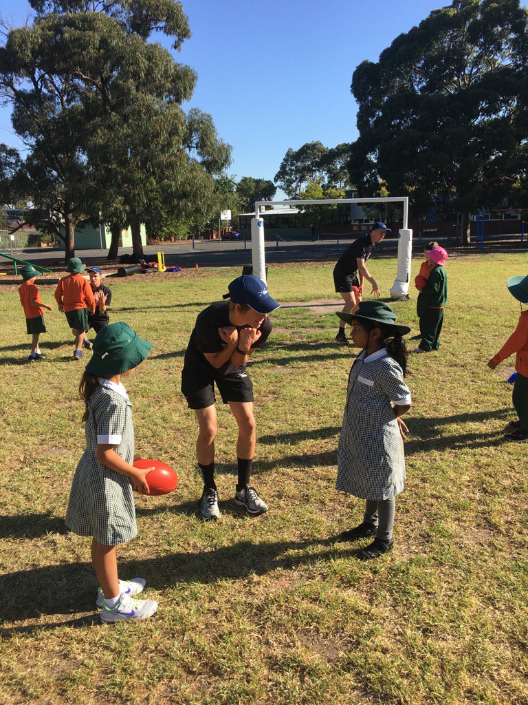 Must be nearly footy season <a href="/CollingwoodFC/">Collingwood FC</a> <a href="/SEDA_group/">Seda Group</a> <a href="/AFLdiversity/">AFL Multicultural</a> great session at Clayton North PS in the sun