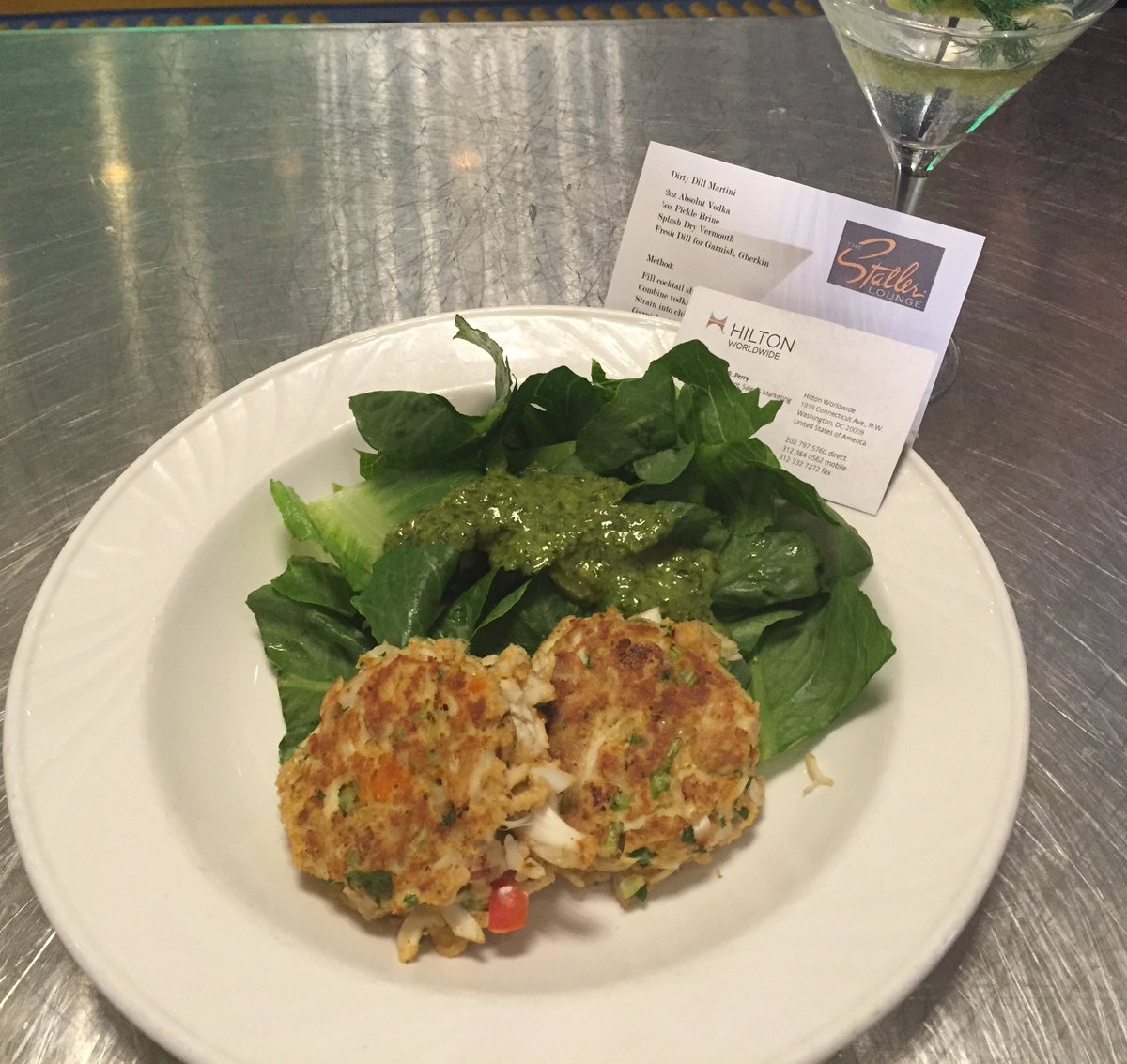 EDJ_CEO's tweet photo. @CapitalHilton thx for the amazing cocktail pairings. Dill Dirty Martinis, crab cakes &amp; hydroponic salad. #foodporn https://t.co/sFam1mLxWa