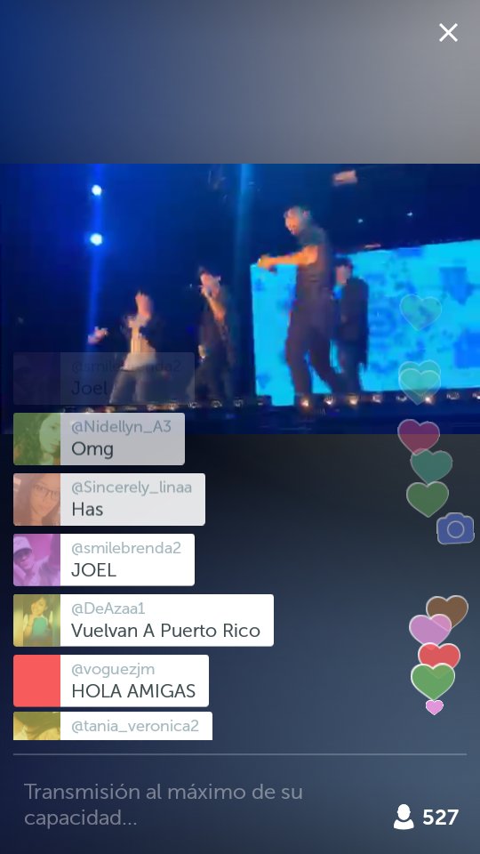 jairatete's tweet photo. .@CNCOmusic en #Periscope: #CNCO en #Chile 🎤🎶🎙 https://t.co/wLVRMvoTBG https://t.co/R5Rx6W71vt