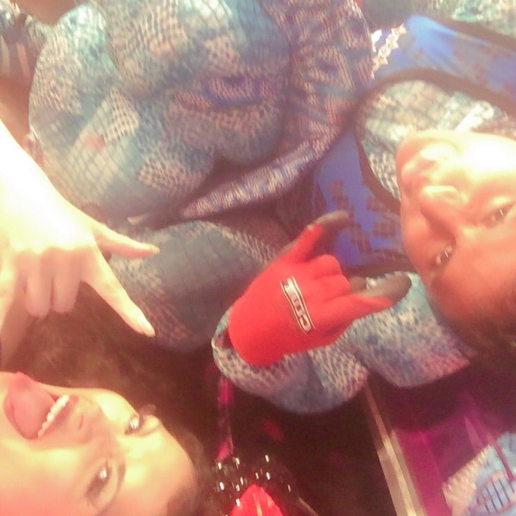 MicheilleSoifer's tweet photo. #MiLenguaEnEEG queremos nuestra entrada @Anthonycastro02 https://t.co/DqvmE3eWDO