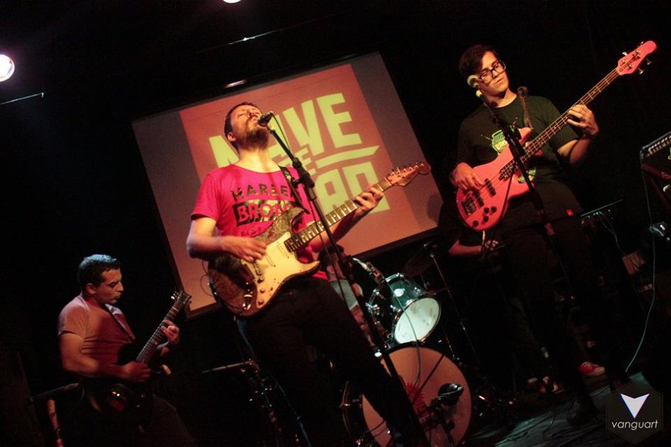 emergenteabasto's tweet photo. ¡YA mucho rock de jueves por la noche! Bandas en vivo, acústicos, expos, metegol, patio al aire libre, ¡DE TODO! https://t.co/7KNeqDxBZA