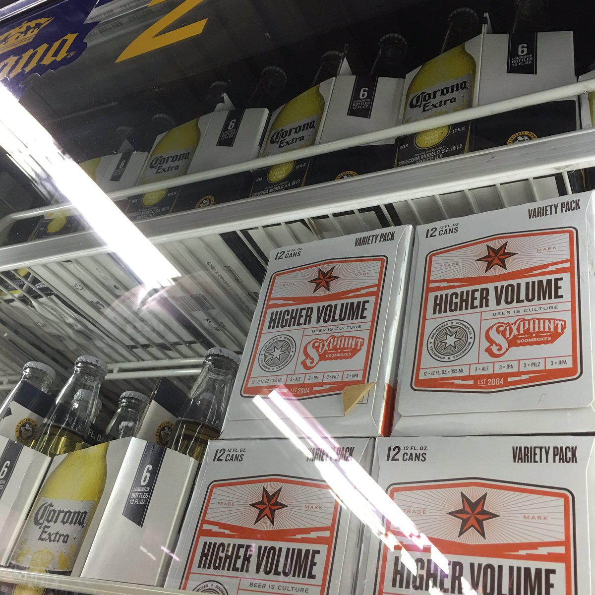 sunsetbeerbk's tweet photo. Get a little #Higher w. @sixpoint #highervolume #boomboxes  #CraftBeer @sunsetbeerbk  #comeandgetit  #NY #sunsetpark https://t.co/wnWAeXfe7S