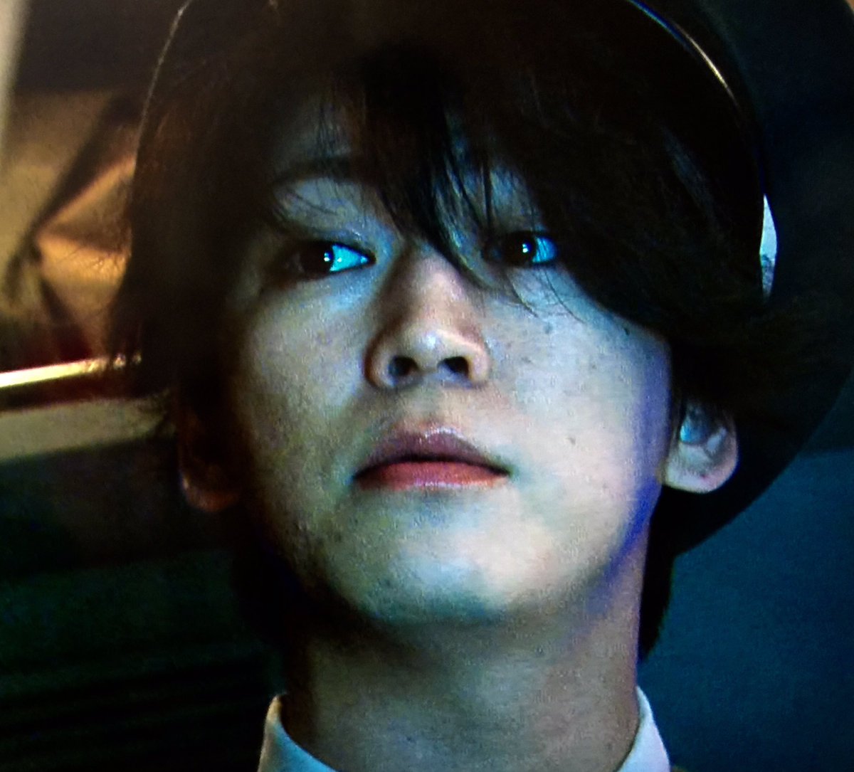 くらら Kc 4日3 04頃怪盗山猫第8話予告30秒ver 捕まっちゃう山猫亀ちゃん捕まえたニャン うさぎ亀ちゃんもいたよ ポイントは左手の小指ピン 怪盗山猫 亀梨和也 T Co A0hxdezier