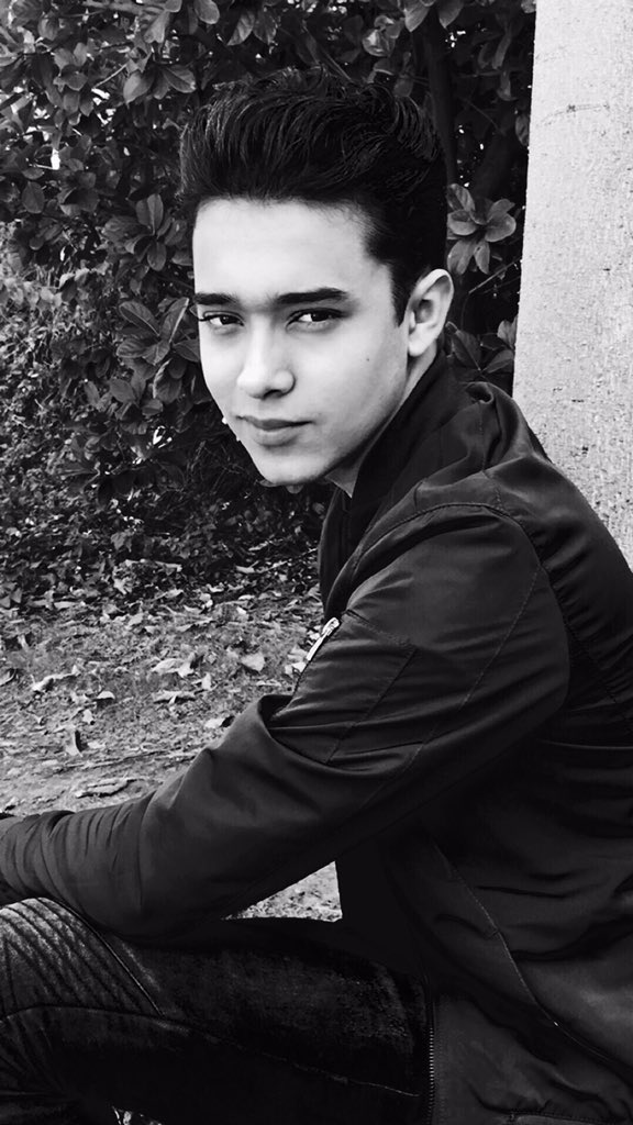 JOELDELE0N's tweet photo. Hey.. #cnco #joelcnco https://t.co/dOiYEUGzTh