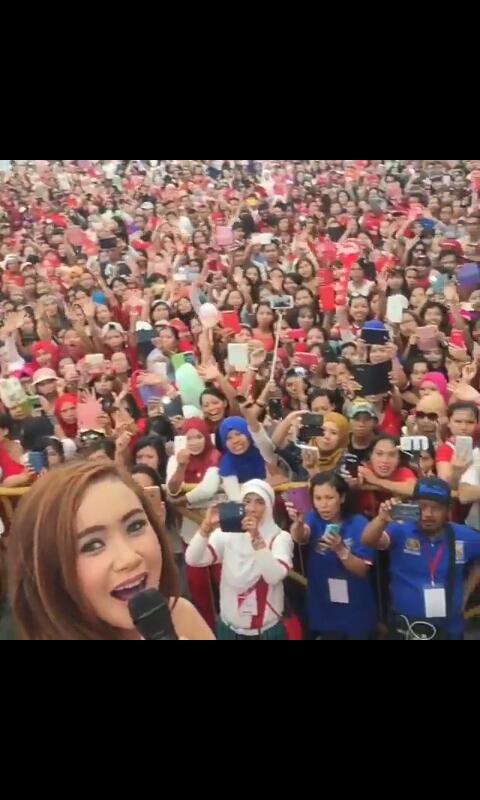 mawar7349's tweet photo. Kak @cita_citata https://t.co/dc26j1WISy