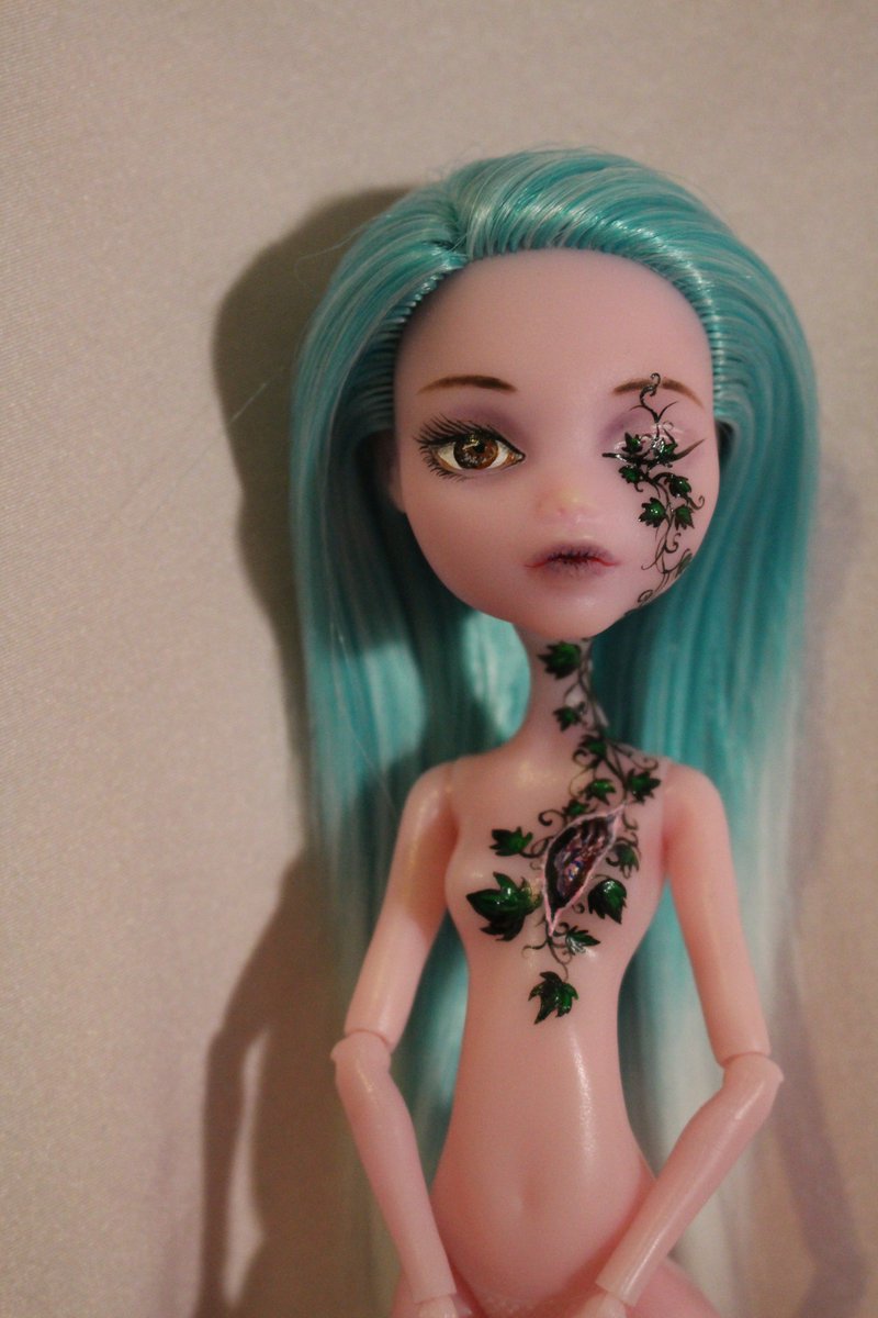 DaryaCreativika's tweet photo. #creativika #ooak #dolls #monsterHigh https://t.co/hTPiQ7Bnmo