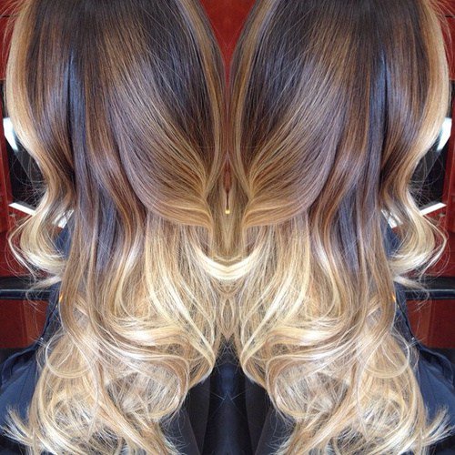 MakeOverShare's tweet image. #makeovershare #faceshape #healthyhair #longhair #fullhair #makeovershare  #wavy