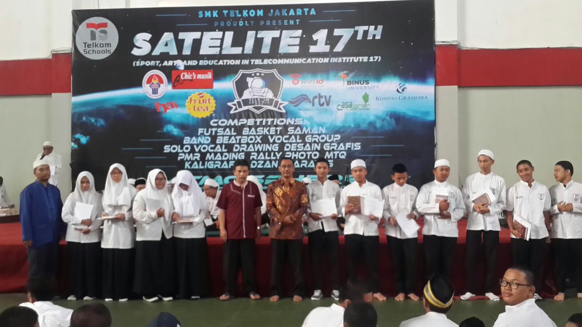 Smk telkom memberikan apresiasi di bidang agama hafiz dan hafizh..#ppdb1617 #ppdbsmktelkomjakarta
