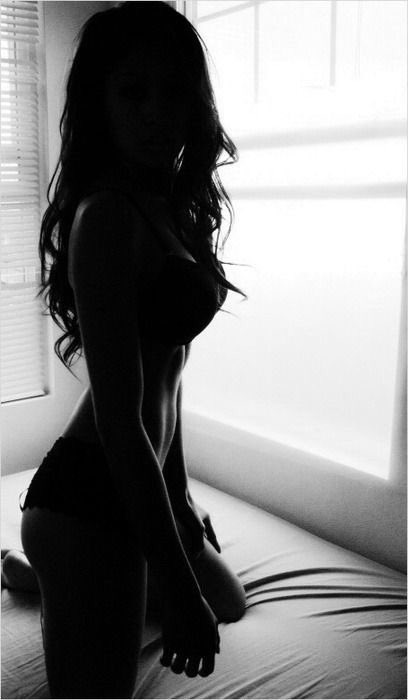 RussiasRose's tweet image. "It's been a slow day. . ."