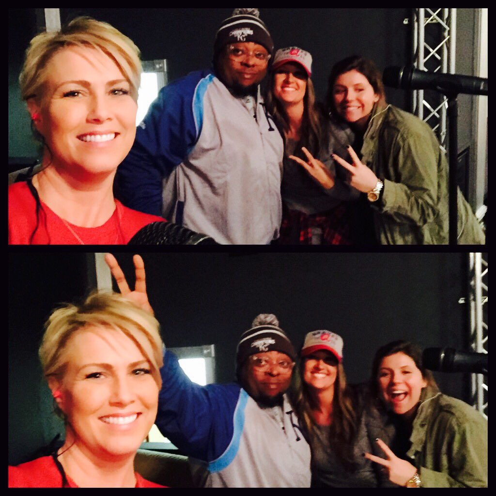 hopeloftis's tweet photo. Rehearsal ๐ค๐น๐ผ๐ถ #JYMorganProject #Nashville #Tennessee @lizzie_viv @shawnelcorley https://t.co/K1uFYhl1ws