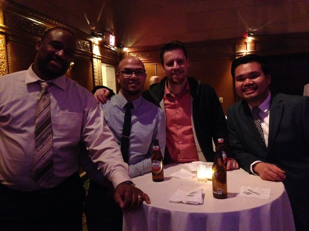 Natashagreat1's tweet photo. Can I get some technical support? Cheers to @Halstead awesome support team! #HAM16 #halstead #realestate #nyc https://t.co/V5j0yz9NFS